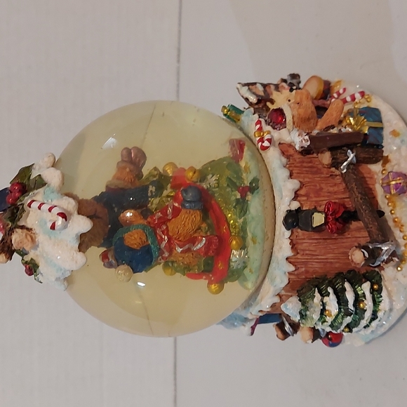 Vintage Sankyo Musical Snow Globe - Picture 5 of 5